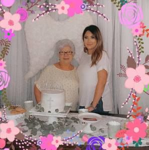 Meet your Posher, Estella